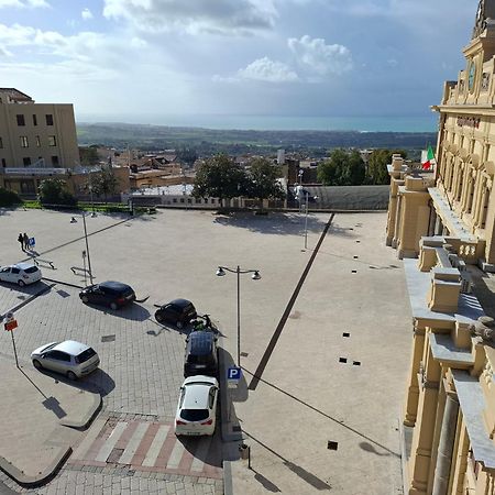 B&B Le Lumie "Il Cortiletto Del Centro" Agrigento Exterior foto