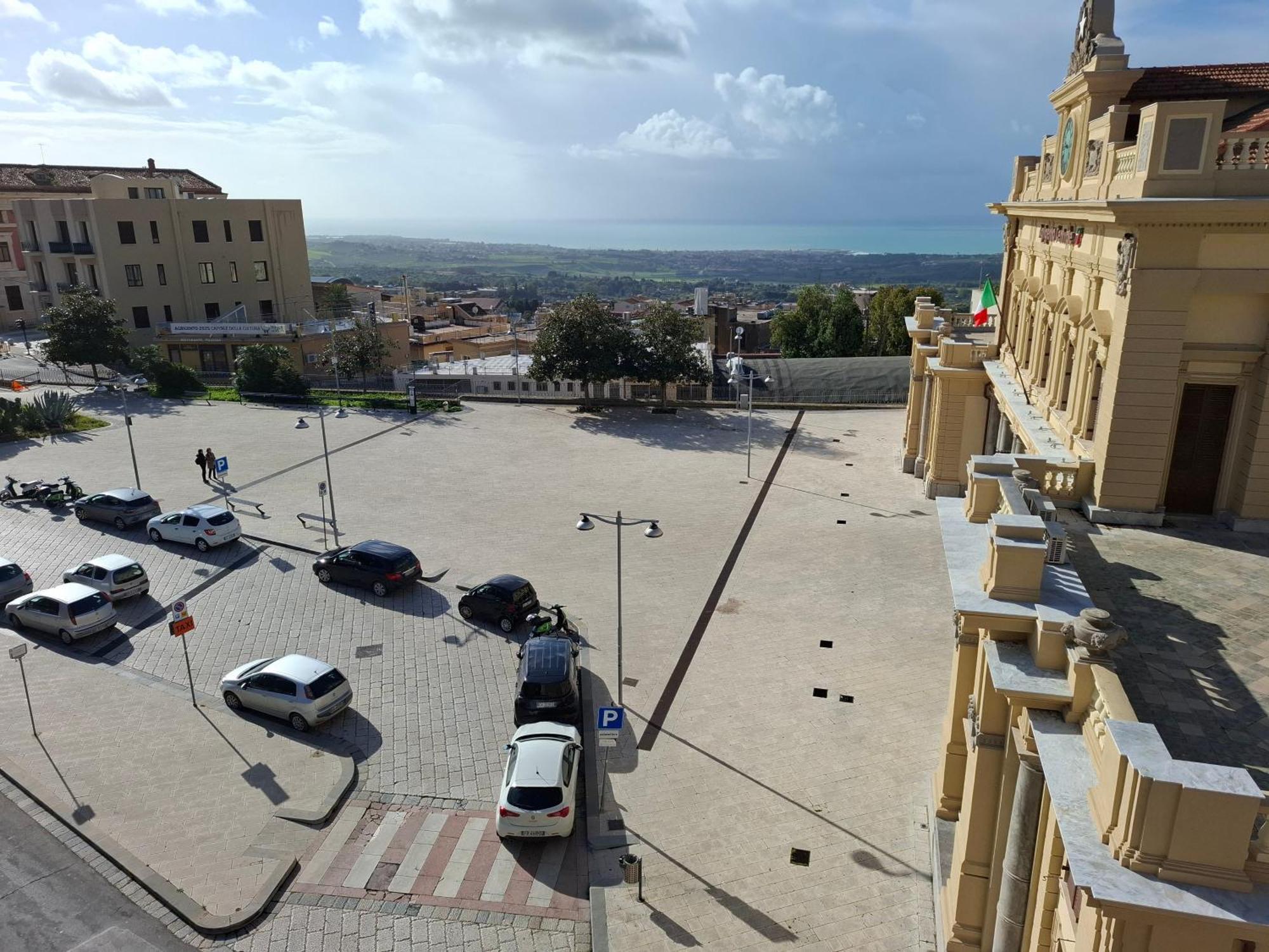B&B Le Lumie "Il Cortiletto Del Centro" Agrigento Exterior foto