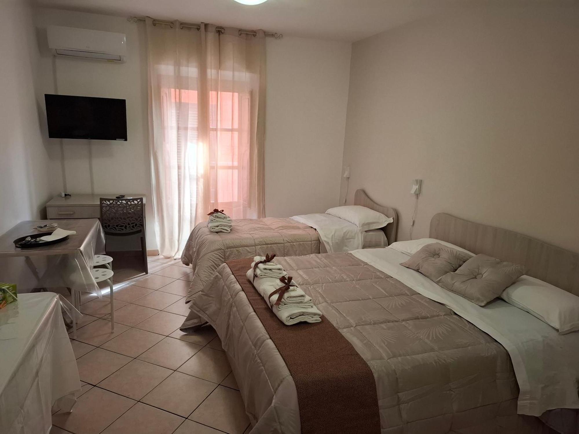 B&B Le Lumie "Il Cortiletto Del Centro" Agrigento Exterior foto